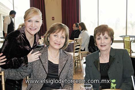 Mónica Fernández de Garza Tijerina, Adriana B. de Fernández y Maricarmen  Fernández de Cantú