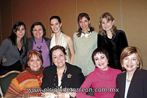 Elena Siller Luengo, Malena Luengo, Gabriela Alarcón Díaz Flores, Ana Alicia Canales de Ávila, Luly Berlanga, Guadalupe Estrada de Villarreal, Ana Paula Allegre de Madero, Laura de Jiménez y Luz Amelia Boehringer de Cobo