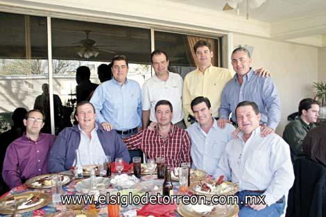 Marcelo Bremer, Carlos Fernández, Jorge Murra, Alberto Gutiérrez, Jose Ángel Pérez, Carlos Cepeda, Mauricio Ceniceros, Gerardo Gallegos y Román Cepeda