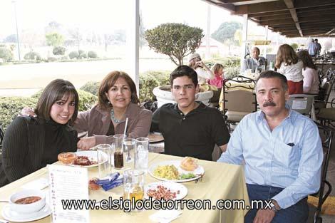 Rocío Monroy, Rocío Enríquez, Kiko y Enrique Monroy