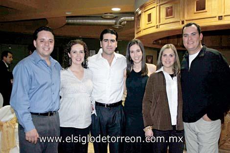 Marco Pámanes, Cinthia Arredondo de Pámanes, Jorge González Colsa, Lucy Rivas Ortega, Mónica de Meraz y Francisco Meraz