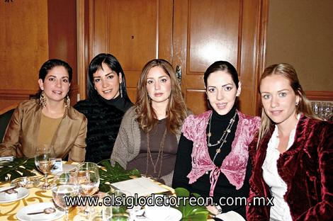 Adriana Torres de Russek, Ana Lucía Monárrez de Torres, Andrea Valencia Correa, Bárbara Dueñes de González y Ana Gilio de Cantú