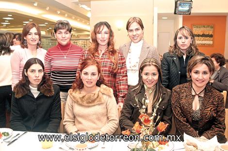 Pily Diez, Mayo de Cano, Alicia de González, Mónica Villalobos, Mónica de Ocampo, Patricia Macías de Rivas, Sandra de Revueltas, Myrna de González y Silvia de Núñez