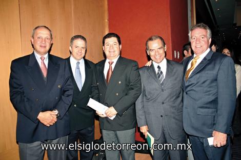 Javier L. Garza, Roberto González Lobo, German Madero Ruiz, Alberto Villarreal González y Pedro Luis Martín Bringas