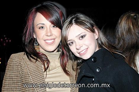 Paulina Tapia y Queta Reyes Franco.