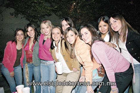 Elizabeth Agüero, Any Godina de Mexsen, Karla Villarreal de Salazar, Marisú del Bosque, Ana Yolú Barranco, Ana Echávez, Lucero Velázquez, Aislin Gómez y Mayra García.