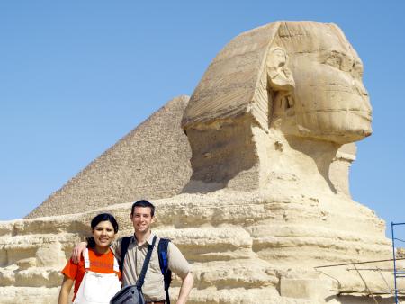 Fabiola Rubio Galindo, originaria de Matamoros Coahuila que reside en Ginebra, Suiza con su esposo LIonel Brun. La fotografía fue captada en Egipto