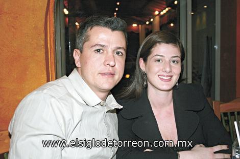 Daniel González García y Juliana Teixeira de González.