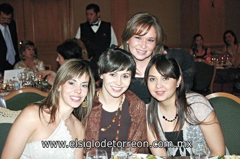 Sabina Rubio de Sobrino, Rhoda Real, Ángela Navarro y Paty Lícera.