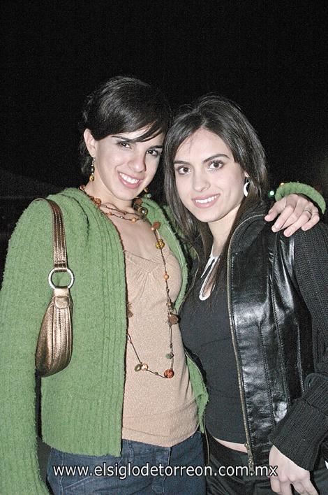 Cristina Giacoman y Karla Martínez.