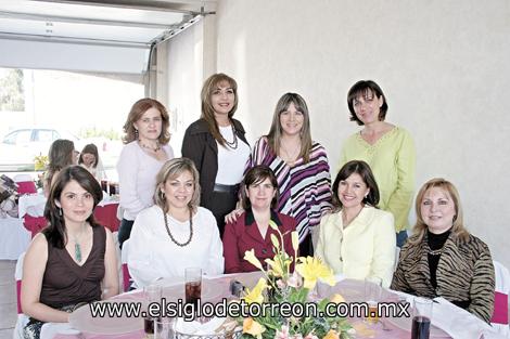 Martha R. de Bitar, Tere Rodríguez, Coco Rentería, Joann, Murra, Blanca Bustos, Huby de Kort, Edith de Losada, Coquina de Magaña y Beatriz de Huerta.