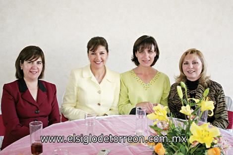 Martha R. de Bitar, Coco Rentería, Joann Murra y Blanca Bustos.