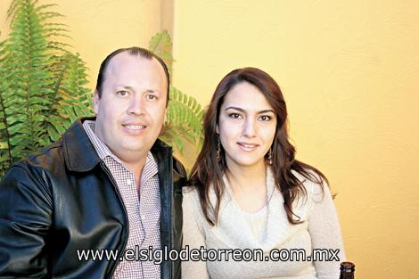 Carlos y Anna Leal.