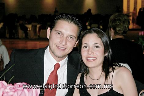 Francisco Chapa Rosas y Tania Velázquez de Chapa.