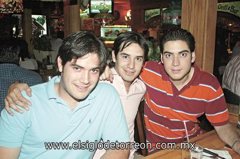 Eduardo Holguín, Alberto Cuerda y Lamberto Barraza.