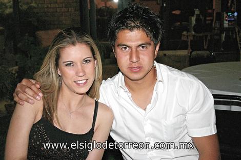 Vanessa Sierra y Javier Hermosillo.