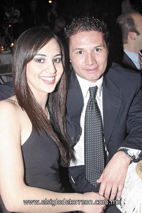 Melisa Hermosillo y Ricardo Plata