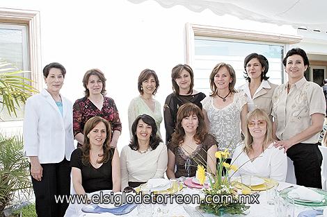 Sara Gloria de Rodríguez, Angélica de Alvarado, Guadalupe Castro de Ramos, Gaby de Anaya, Patricia Alvarado de Madinabeitia, Rocío de Sánchez, Paty de Barroso, Gina González, Elvira Porras de Bello y Claudia Reed de Rebollo.