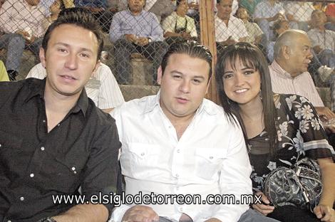 Alejandro Vázquez, Carlos Rosas y Ana Rosa Pérez.