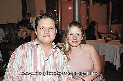 Enrique Orozco y Sandy de Orozco.