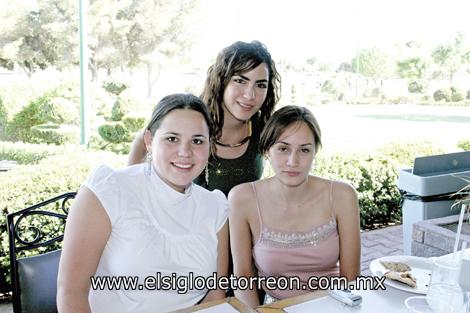 Any Ochoa de Herrera, Alejandra Soltero y  Claudia Flores.