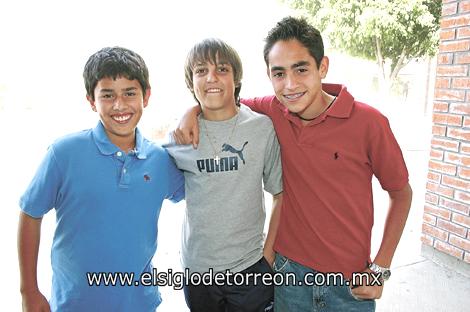 Arturo Dueñes, David Espada y Andy Bejarano.