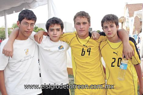 Jesús González Reyes, Eduardo Tueme, Fernando Izaguirre y Alejandro Gutiérrez.