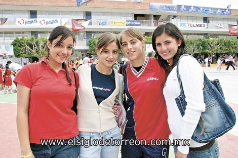 Yamel Ibarra, Gabriela Chávez, Daniela Ramos y Sofía Armendáriz.