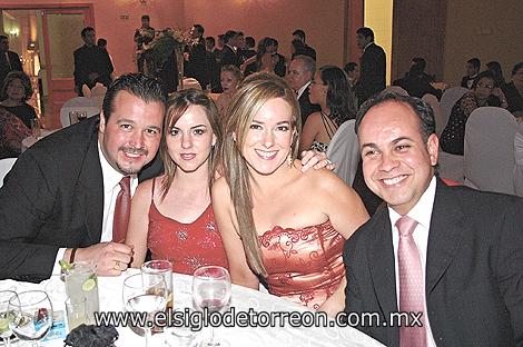 Jorge Marcos, Sofía Garza de Marcos, Ana Cristy de la Peña y Felipe Ramírez.