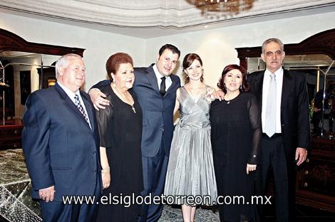 Francisco Cocho, Ma. Esther Cocho, Francisco Cocho, Karina Kort, Ma, Eugenia y Gabriel Kort..