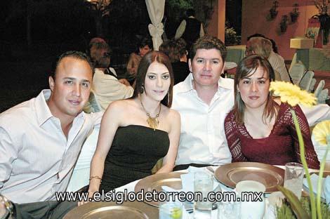 Juan Carlos Burillo, Carla Lozano de Burillo, Fernando Ruíz y Nancy García.