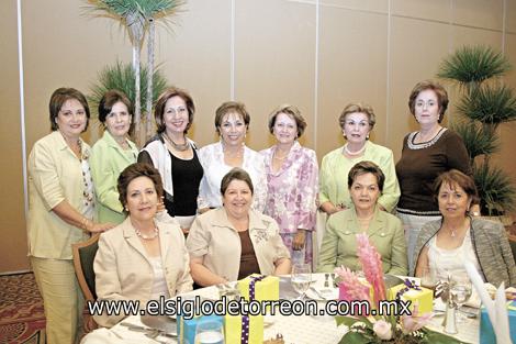 Cristina S. de Fernández, Tules de Sada, Angelina G. de Madero, Ana Alicia Valdés, Gaby T. de Rocha, Martha P. de Leal, Carmen Meléndez, Payo V. de Hinojosa, Lucía Fernández de López, Chiquis A. de Lamberta y Lucy G. de Aguiñaga.