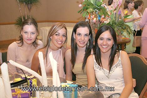 Nereida Coello, Lupita Arzoz, Susana Estrada y Marcela Foglio.