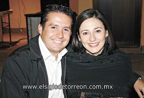 Julio y Ana Sandoval.