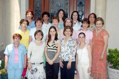 04052006
Ana Lorena con sus invitadas Celia, Alicia, Ana Tere, Ana Tere de Torres, Lucrecia, Rosa Alicia, Tere, Claudia, Lule, Yadira, Chelito, Ángeles, Susana y Titina.