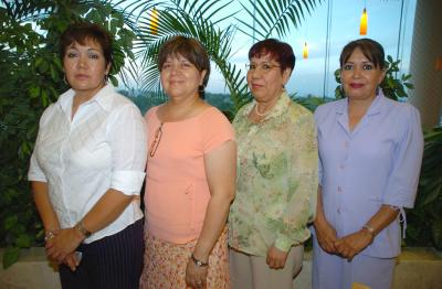 02052006
Rita Serna, Alicia de Reyes, maría Elena Rodríguez y Gloria García