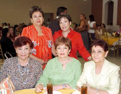 10052006 
Coco Cervantes, Lupita Martínez, Sra. de Ramírez, Lolita Estevané y Gloria Rodríguez.