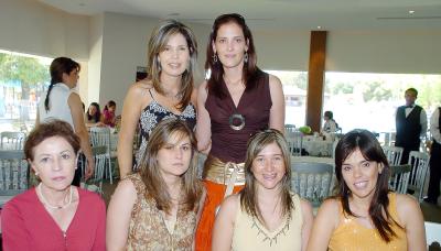 26052006 
Cathy de Valdés, Laura de la Fuente, Noelie de Barba, Noelie de López, Celina de Cruz y Martha de Barrios.