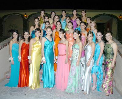 28052006 
Candidatas del Baile de Debutantes del Campestre Torreón.