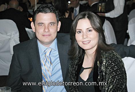 Alberto de la Rosa y Julia Montoya de de la Rosa.