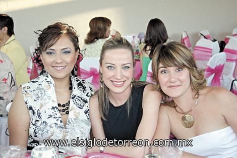 Karla G. de Lozano, Marcia L. de Ramírez y Mónica O. de Cerón.