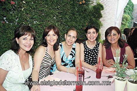 Diana de Nahle, Laura de Allegre, Juany de Allegre, Norma de Martínez y Rosa de Martínez.