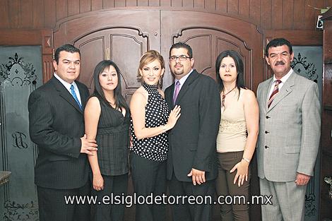 René Valdivieso, Karla Issa Tueme, los novios, Alejandra Yáñez y Emilio Valadéz.