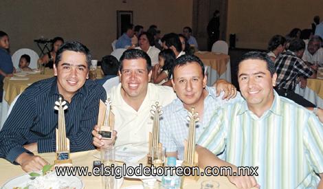 Mauro Obeso, Nito Lozoya, Ramiro Ortiz, Francisco Obeso.