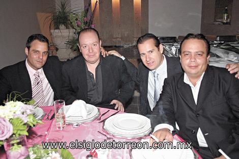 Antonio Ortiz, Guillermo Aguilar, Arturo Gilio y Gustavo Arenal.