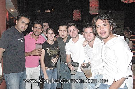 David Rincón, Alejandro Ramírez, Lily Ríos, Jorge Rosas, Manuel Carmona, Luiser Olhagaray y Rolly