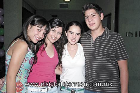 Nancy de la Garza, Karla Valdez, Marifer Fernández y Pepe Zambrano.