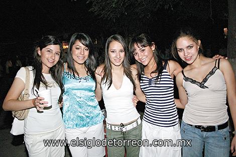 Karla Valdés, Maritere Mc Govern, Paulina Díaz Flores, Nancy de la Garza y Lorena Sánchez.