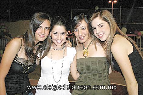 Mayte, Paulina, Stephy y Ana.