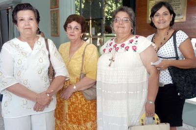 02062006 
Irene Delgado, Lola de González, Juanita de Cortez y Mary Carmen Gómez.